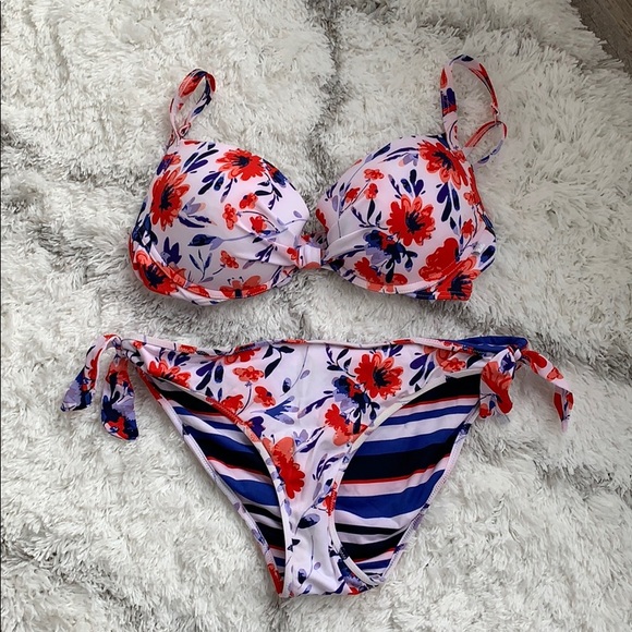 La Vie En Rose Other - FLORAL BATHING SUIT